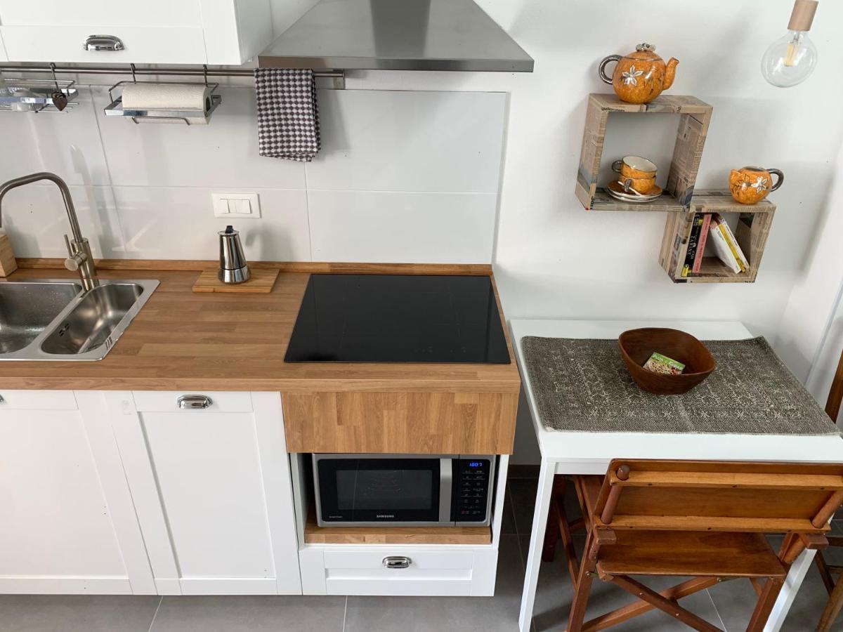 Metroloft Bed & Breakfast Bologna Bagian luar foto