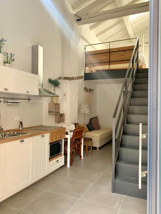Metroloft Bed & Breakfast Bologna Bagian luar foto
